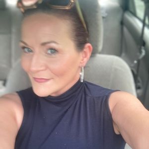 Meet your Posher, Gina